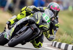 Пълен преход от Supertwin към Sportbike на Isle of Man TT