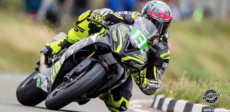 Пълен преход от Supertwin към Sportbike на Isle of Man TT